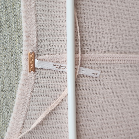 Free People Cozy With You Sweater Size Large - Picture 5 of 15